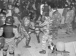 ГПУ встановила, хто фінансував тітушок і доплачував спцназівцям під час Євромайдану ГПУ встановила, хто фінансував тітушок і доплачував спцназівцям під час Євромайдану