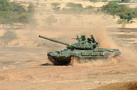 Росія перекинула в Україну танки, БТРи і установки Град Росія перекинула в Україну танки, БТРи і установки Град