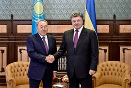 Назарбаєв закликав до компромісу з Кремлем