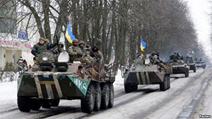 Порошенко скорочує візит до Швейцарії, а Турчинов їде в АТО