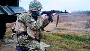 Ситуація на фронті: російські бойовики 30 разів обстріляли позиції ЗСУ