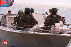 Російські бойовики створили “азовську флотилію”,  але ресурсів для наступу поки не мають