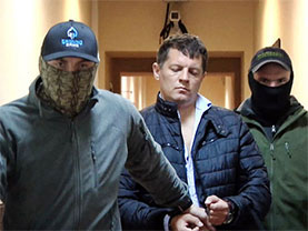 Україна вимагає від Росії пояснень, чому до Сущенка досі не пустили консула Україна вимагає від Росії пояснень, чому до Сущенка досі не пустили консула