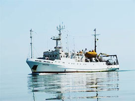 Геолого-розвідувальне судно “Іскатєль” 