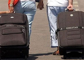 Більше третини українців висловили бажання покинути Україну назавжди Більше третини українців висловили бажання покинути Україну назавжди