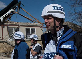 За рік на Донбасі загинуло понад 400 мирних жителів