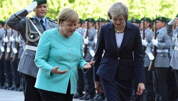 Мей та Меркель домовилися про спільне протистояння посиленню агресії РФ Мей та Меркель домовилися про спільне протистояння посиленню агресії РФ