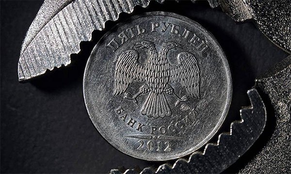 Санкції США спричинили обвал рубля і фондового ринку РФ Санкції США спричинили обвал рубля і фондового ринку РФ