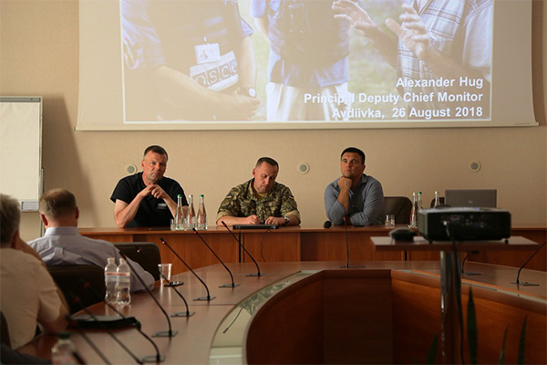 СММ ОБСЄ поінформувала українських дипломатів про ситуацію на фронті