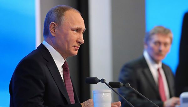 Мыделаемпозакону. У Кремлі відповіли Меркель і Макрону 