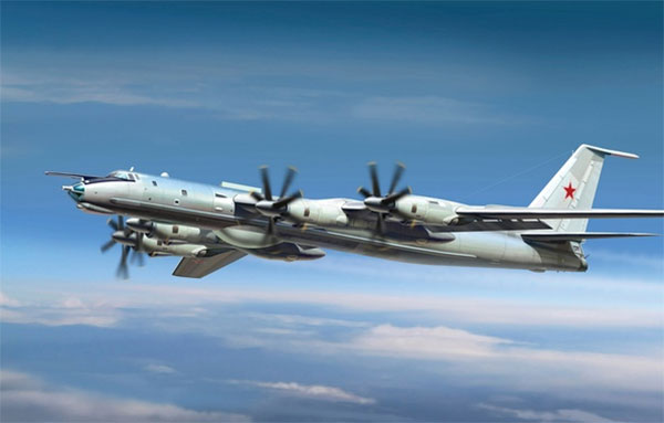 Російський стратегічний бомбардувальник Ту-95