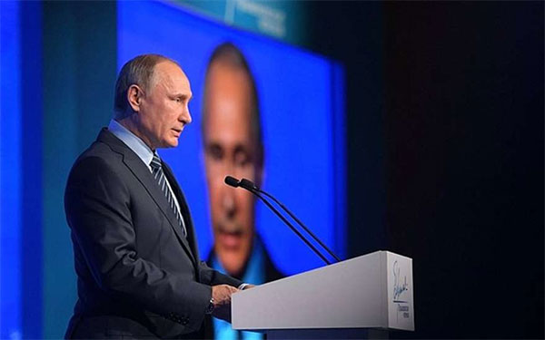 Крымнаш. Путін каже, що в цьому році на Керчь із Росії пустять потяги