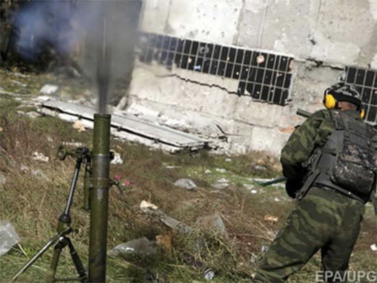 Ситуація на фронті: росіяни стріляють менше, але напруга не спадає