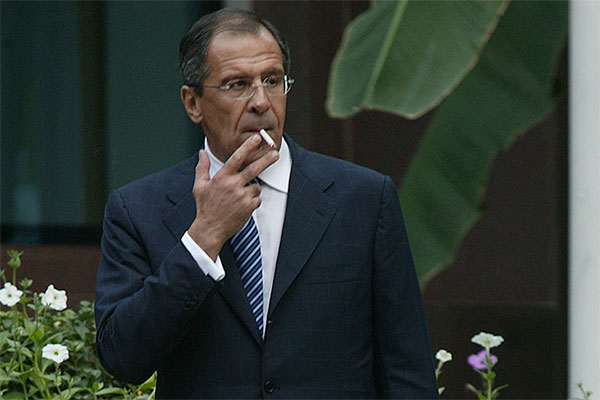 Чтооникурят. Лаврову привиділося, що росіян в Україні душать Чтооникурят. Лаврову привиділося, що росіян в Україні душать