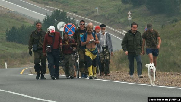 В Іркутську затримали прибічників шамана Габишева на шляху до Кремля В Іркутську затримали прибічників шамана Габишева на шляху до Кремля