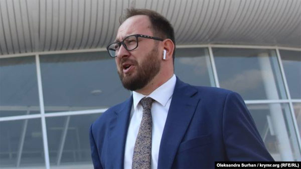 Росія зацікавлена віддати захоплені українські військові кораблі Росія зацікавлена віддати захоплені українські військові кораблі