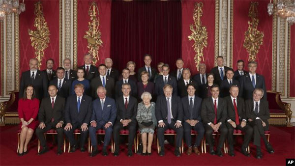 Лідери НАТО закликають до згуртованості попри помітну незгоду Лідери НАТО закликають до згуртованості попри помітну незгоду