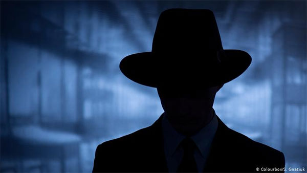 У французьких Альпах знайшли базу російських шпигунів У французьких Альпах знайшли базу російських шпигунів