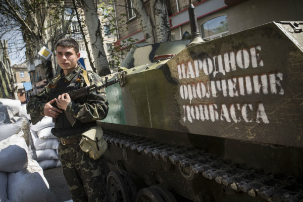 Командування російських військ в ОРДЛО прискорює паспортизацію місцевих контрактників