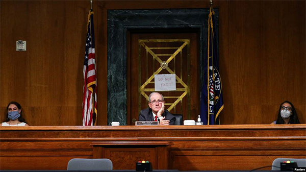 Американські сенатори закликають США і Європу разом протистояти Росії і Китаю Американські сенатори закликають США і Європу разом протистояти Росії і Китаю