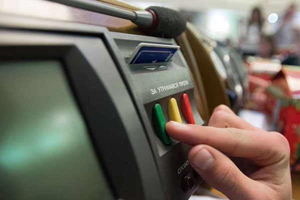 Парламент ухвалив заяву у зв’язку з річницею Революції Гідності Парламент ухвалив заяву у зв’язку з річницею Революції Гідності