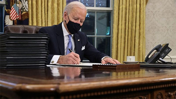 Байден поговорив з Путіним про Україну. Запропонував зустрітися Байден поговорив з Путіним про Україну. Запропонував зустрітися