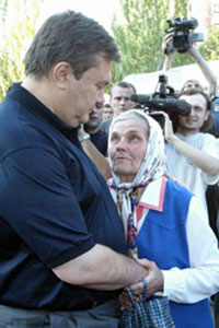 Ціна ЄВРО-2012. Футбол замість соціальної допомоги Ціна ЄВРО-2012. Футбол замість соціальної допомоги