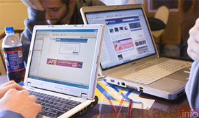 Чи здатний інтернет самоорганізувати українців? Чи здатний інтернет самоорганізувати українців?